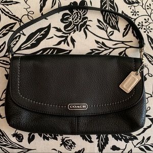 COACH PARKER CLUTCH /WALLET LEATHER BLACK